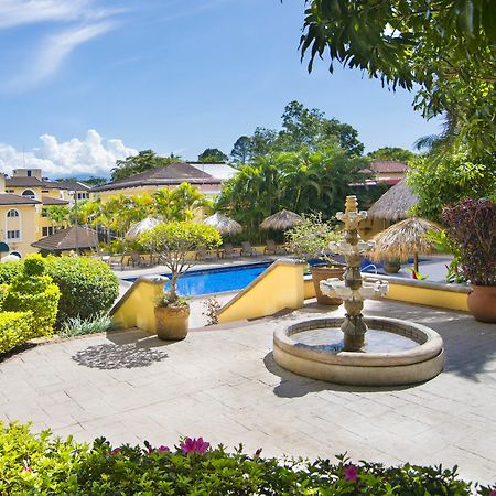 Apartotel & Suites Villas Del Rio San Jose  Exterior photo